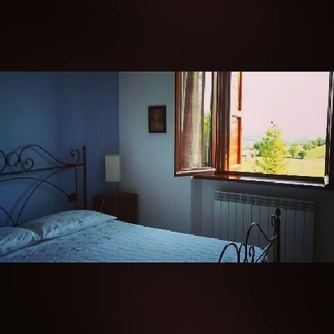 Casale il Cerqueto Bed and Breakfast San Severino Marche Camera foto